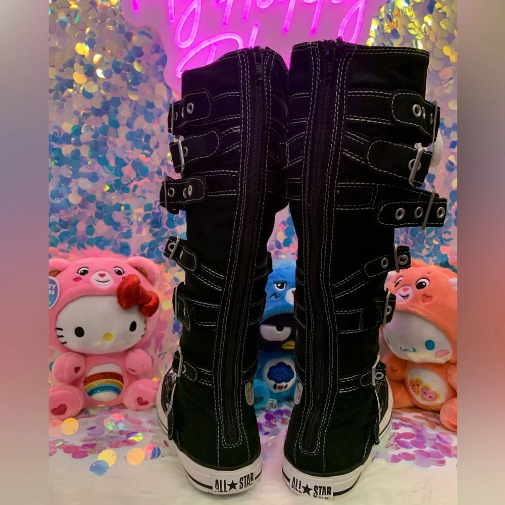 All Star Chuck Taylor Converse Knee High buckle sneakers. - Picture 16 of 17
